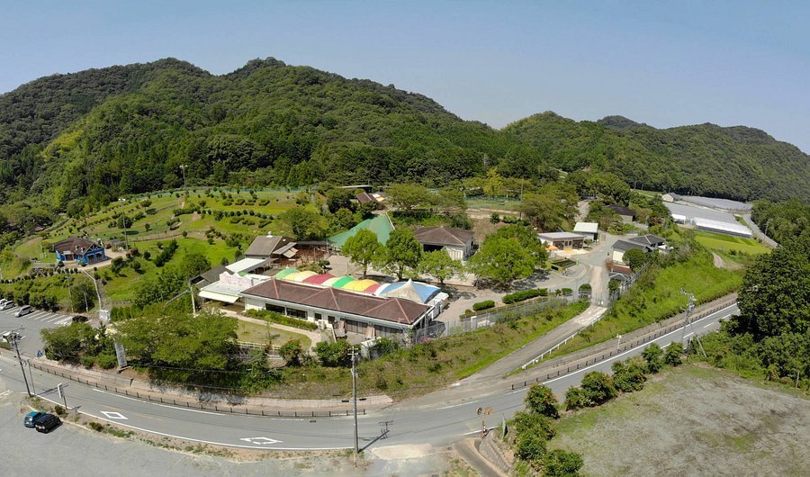 🏞️ 고카츠라 연못 고향 마을(고카츠라이케 후루사토무라) 이미지 1